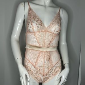 Lacey Pink Teddy with Tie Back Detail in Small